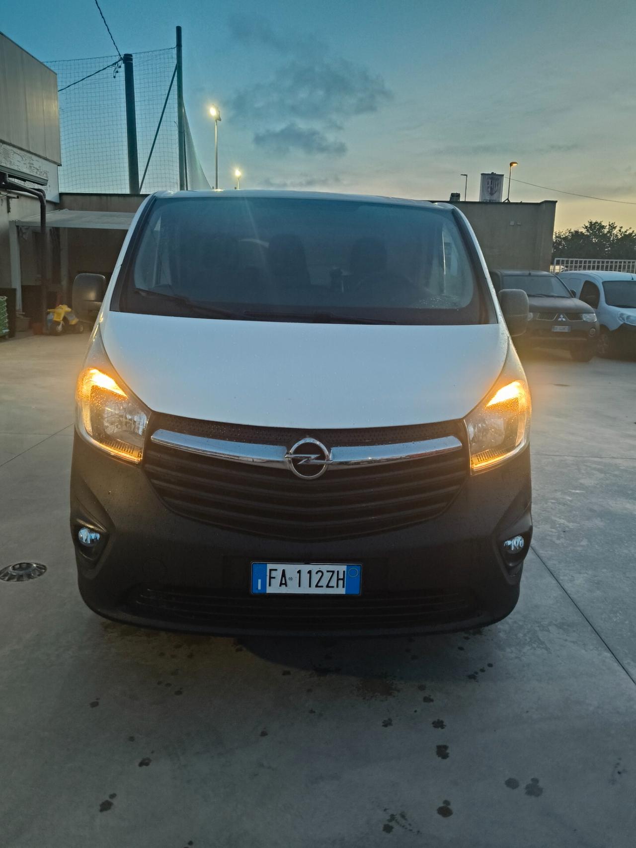 Opel vivaro