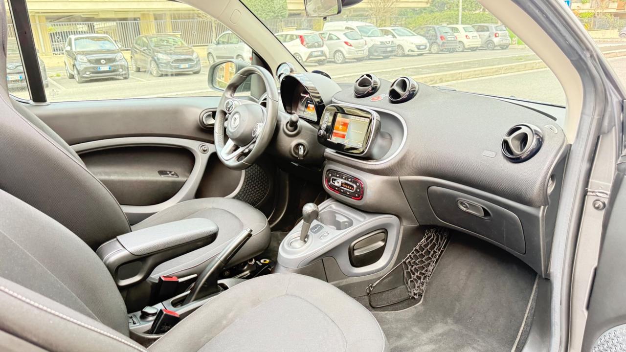 Smart ForTwo 90 0.9 T twinamic cabrio Passion LED NAVI BRACCIOLO BLUETOOTH PDC