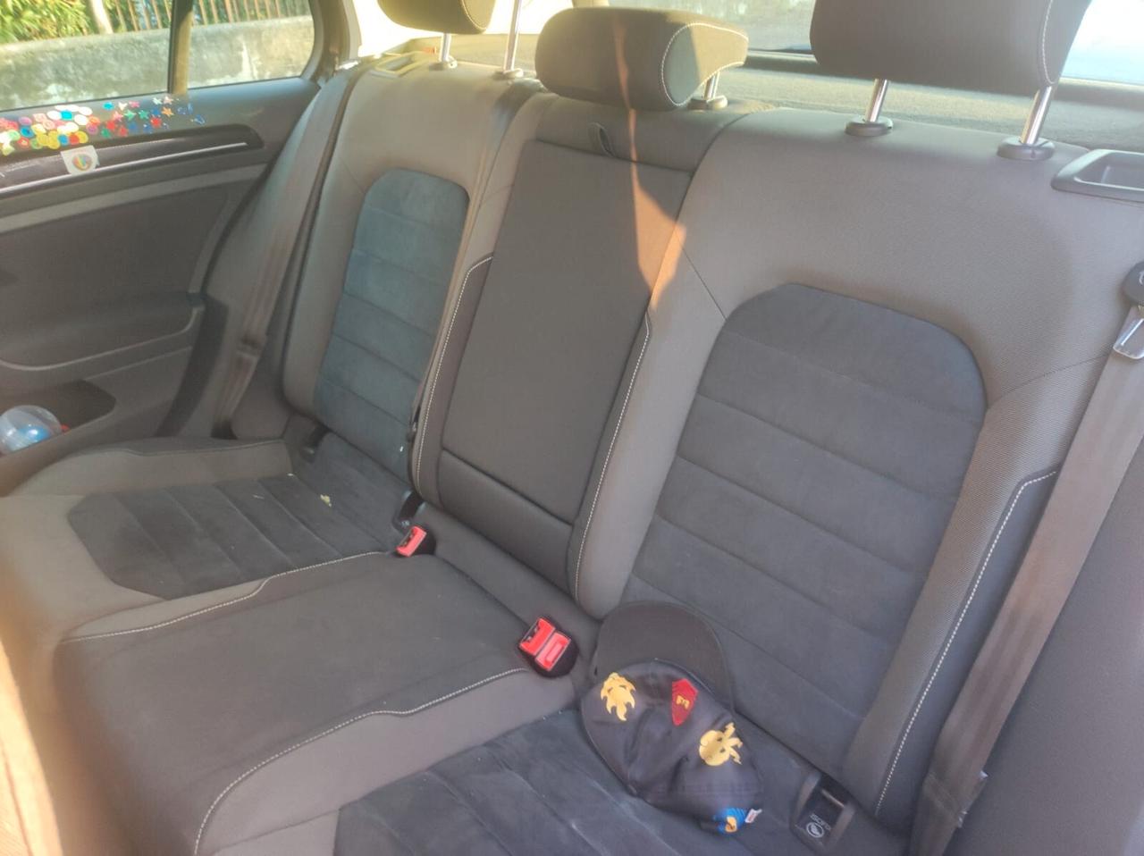 Volkswagen Golf 5p 2.0 tdi Highline 150cv dsg