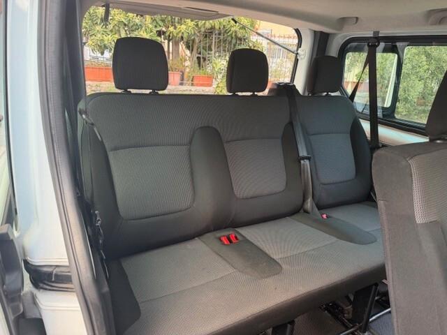 Nissan Primastar 2.0 dCi 110CV PC-TN Bus 9 posti