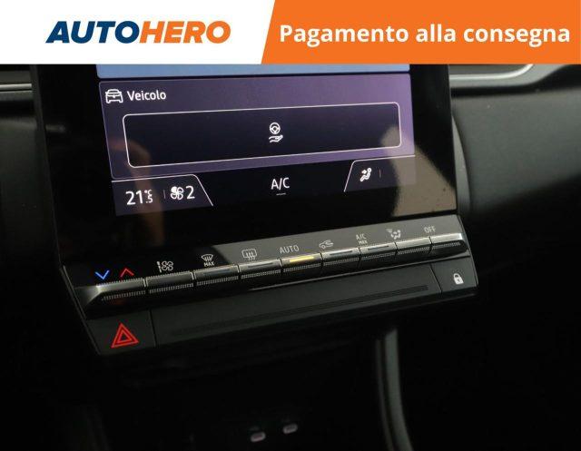 RENAULT Captur Mild Hybrid 160 CV EDC Techno