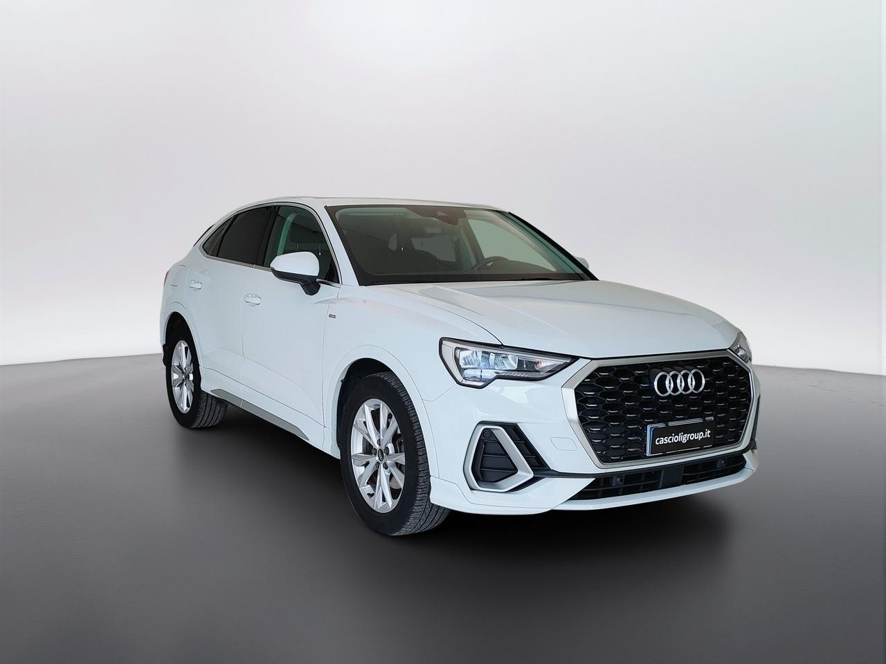 AUDI Q3 I 2019 Sportback - Q3 Sportback 35 2.0 tdi S line edition s-tronic