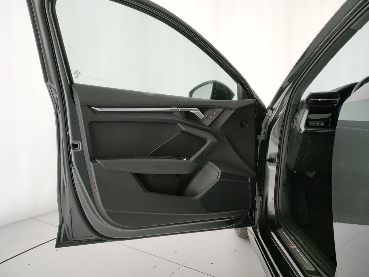 Audi A3 sportback 35 2.0 tdi s line edition s-tronic