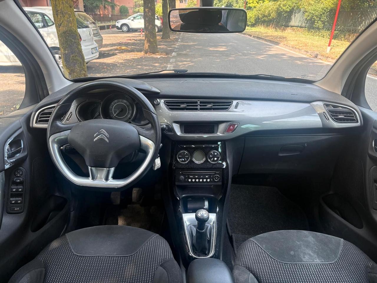 Citroen C3 1.6 VTi 120 Exclusive Style km.98.000