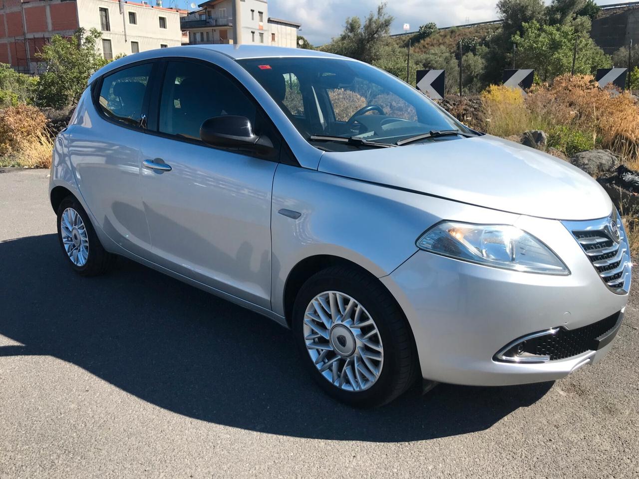 Lancia YPSILON 1.3MLJT CONDIZIONI ECCELLENTI CHIAMA
