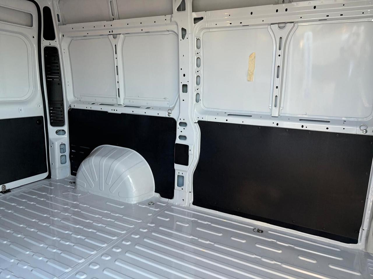 Peugeot Boxer 333 BlueHDi 140 PM-TM Furgone L2 H2 KM 0