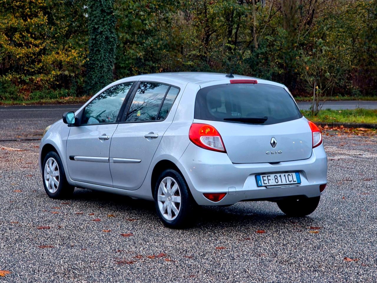 Renault Clio 1.2 16V 5 porte Luxe 2010-E4 Manuale NEO