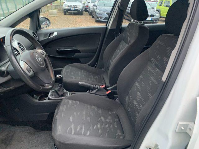 OPEL Corsa 1.2 5 porte COSMO
