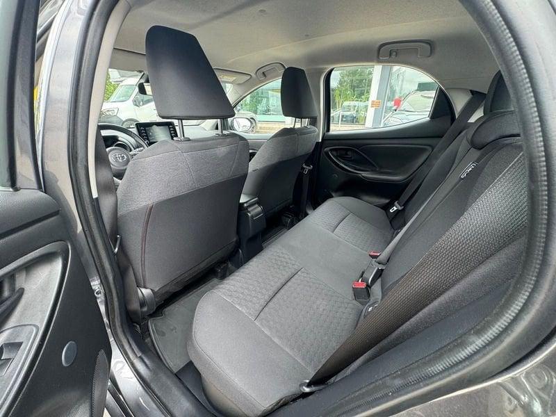 Toyota Yaris Hybrid Trend MY22