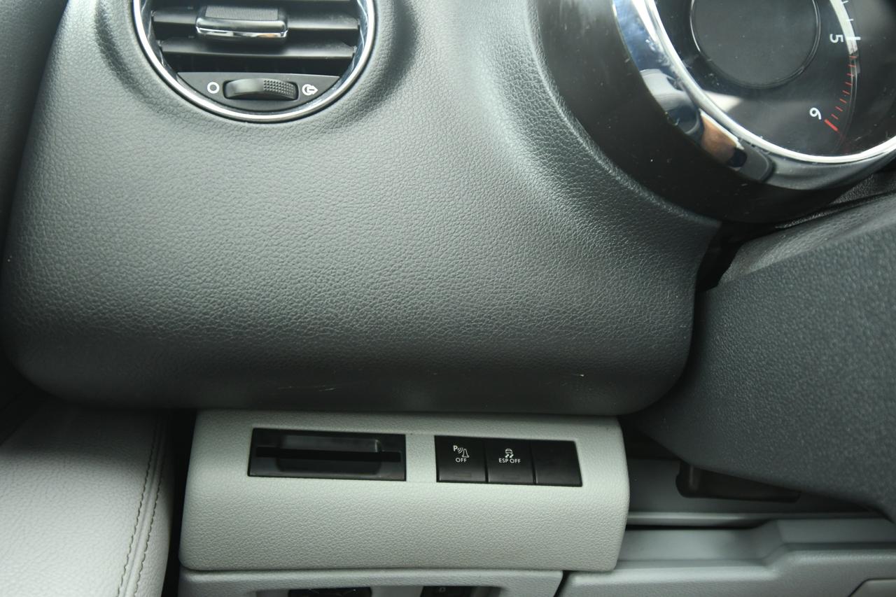 PEUGEOT 5008 2.0 hdi 16v Business 163cv auto PER COMMERCIANTI+HEAD-UP+PELLE