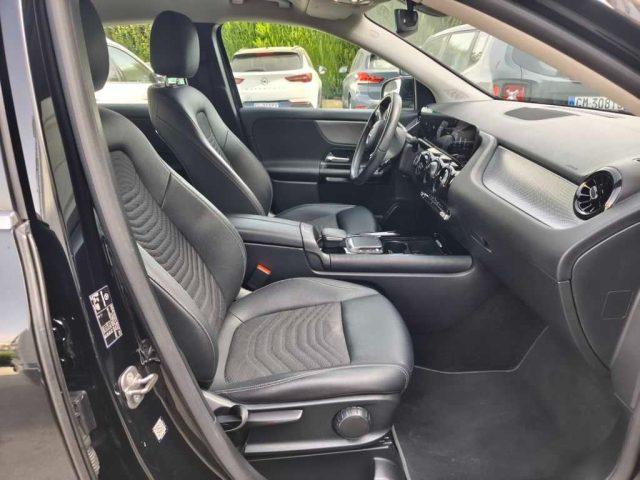 MERCEDES-BENZ GLA 200 d Automatic Business Extra *Navigatore*