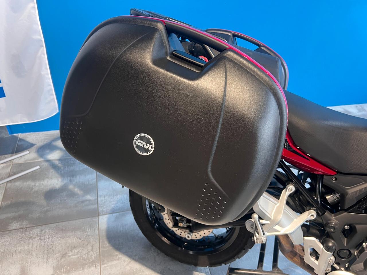 Benelli TRK 502 X + ACCESSORI