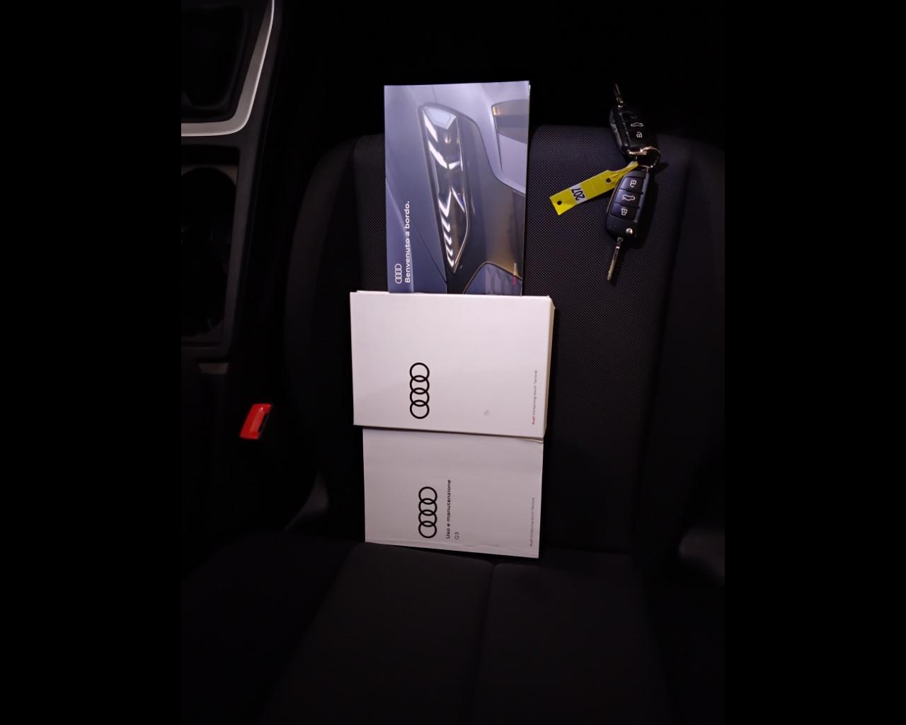 AUDI Q3 II 2018 - Q3 35 2.0 tdi Business Advanced