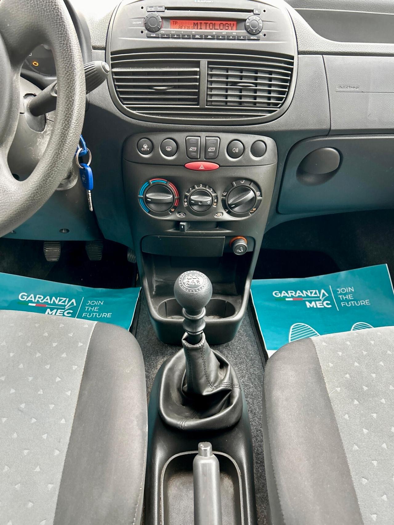 Fiat Punto 1.2 5 porte Dynamic - OK NEOPATENTATO