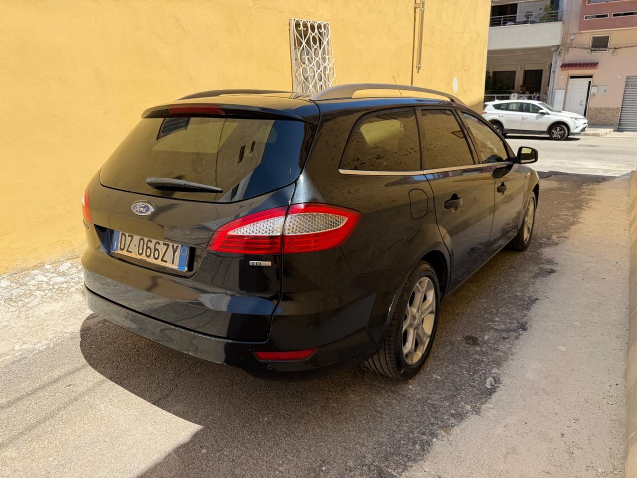 Ford Mondeo 2.0 TDCi 140 CV Station Wagon Titanium DPF