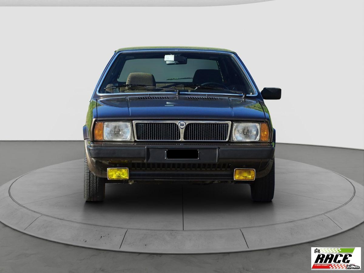 LANCIA - Delta - 1.5