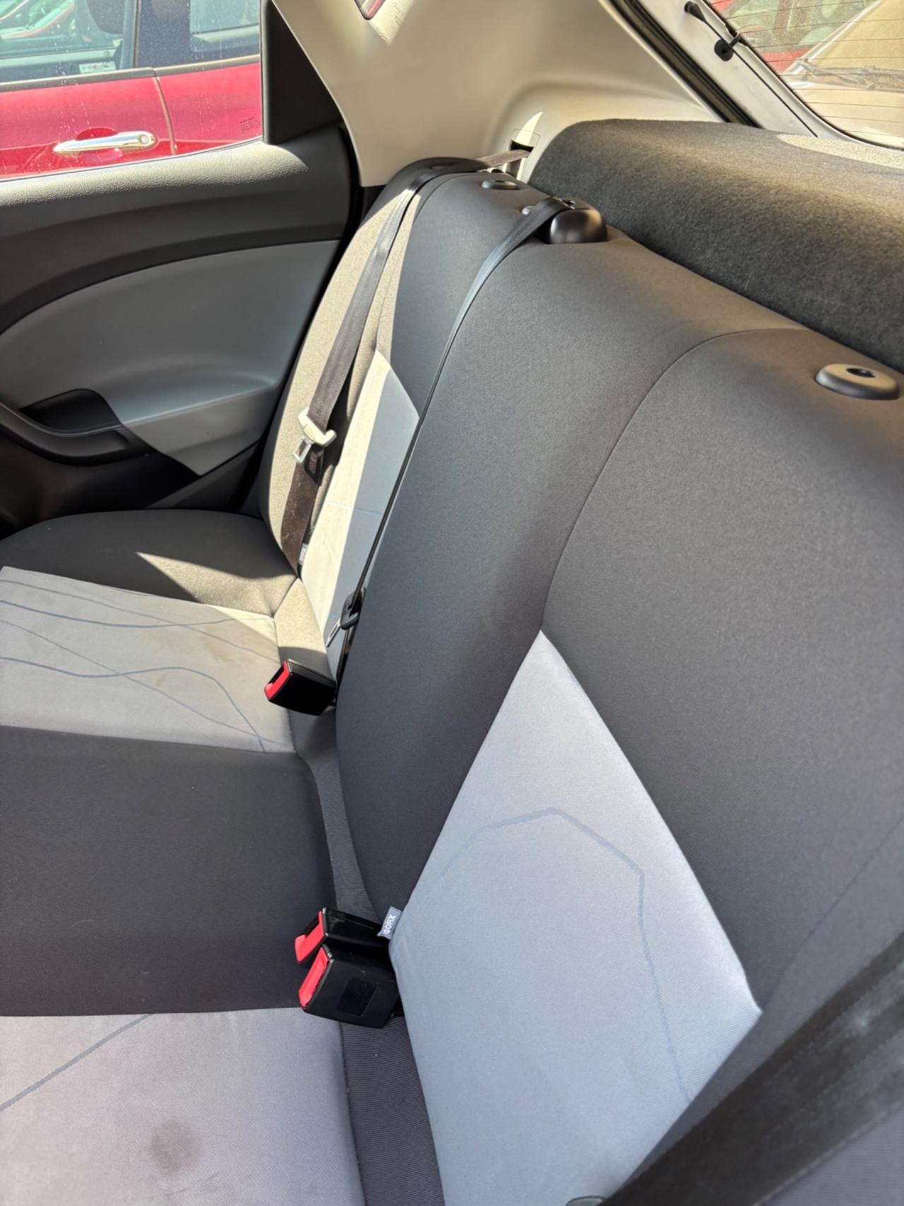 Seat Ibiza 1.2 70 CV 5 porte Style neo patentato