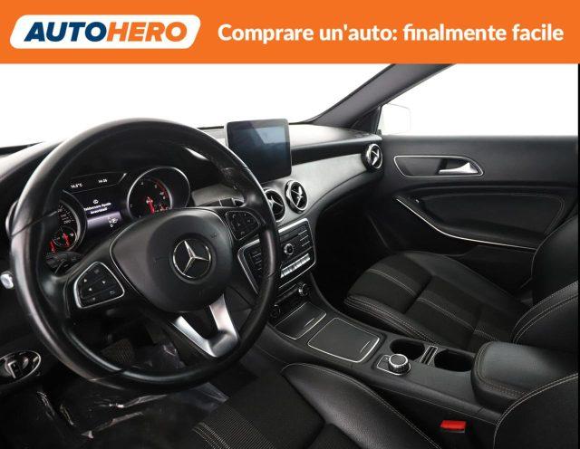 MERCEDES-BENZ GLA 200 d Automatic Sport