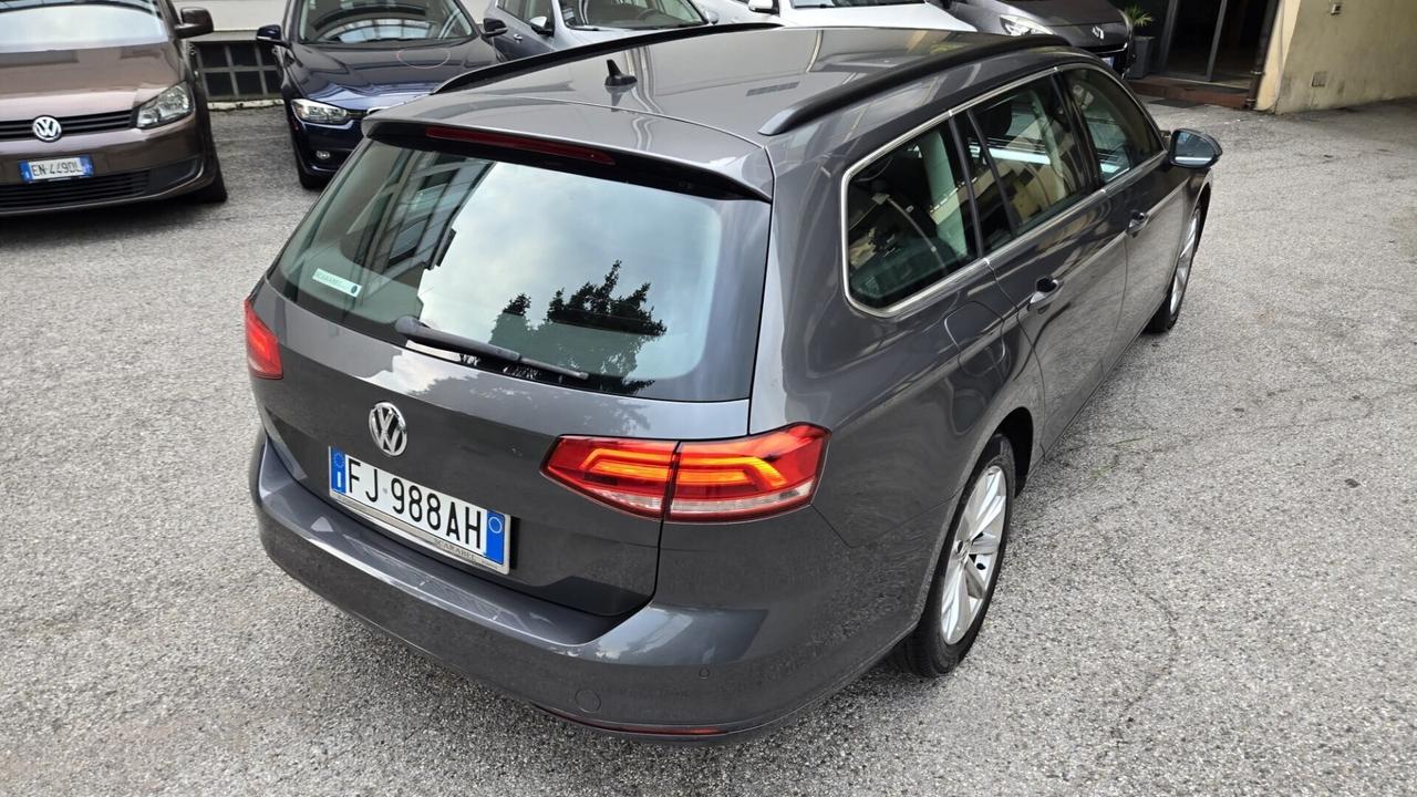 Volkswagen Passat Variant 1.6 TDI SCR DSG Business