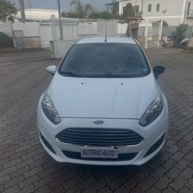 Ford Fiesta 1.5 TDCi 75CV 5 porte Black & White Edition