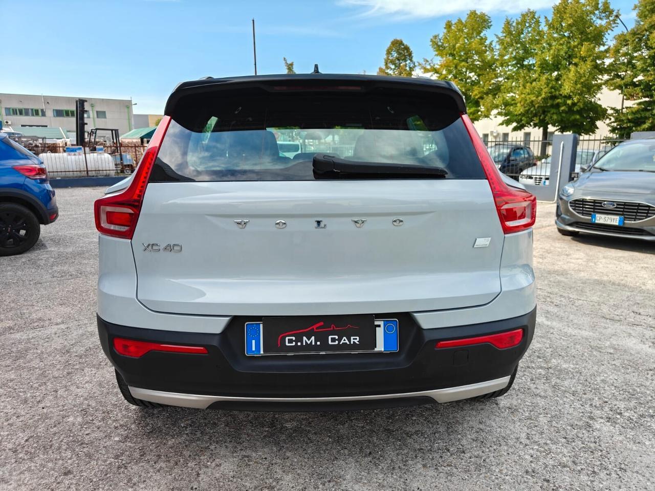 Volvo XC40 T5 Recharge Plug-in Hybrid automatico Plus Dark