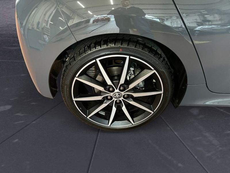 Toyota Yaris 4ª serie 1.5 130 Hybrid 5 porte GR Sport