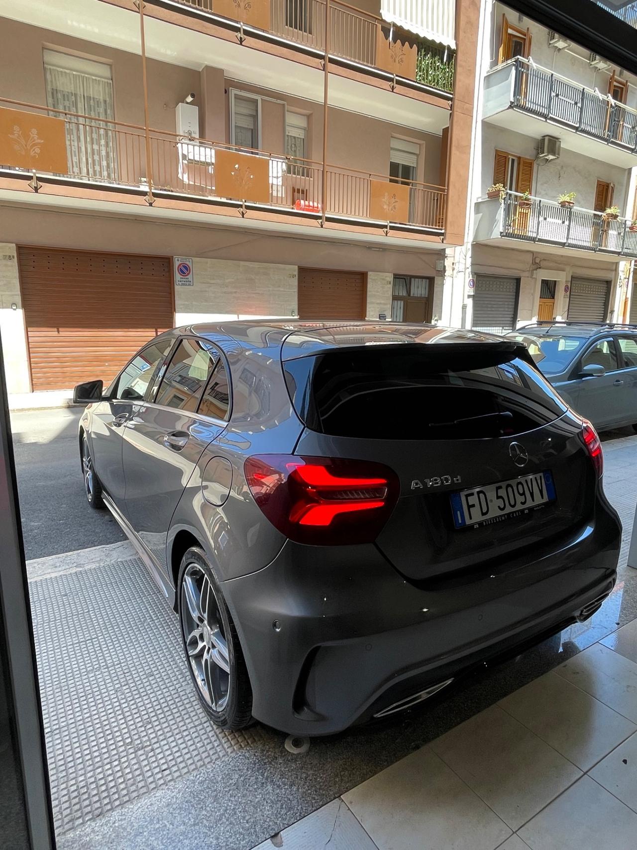 Mercedes-benz A 180 d Automatic Premium Amg