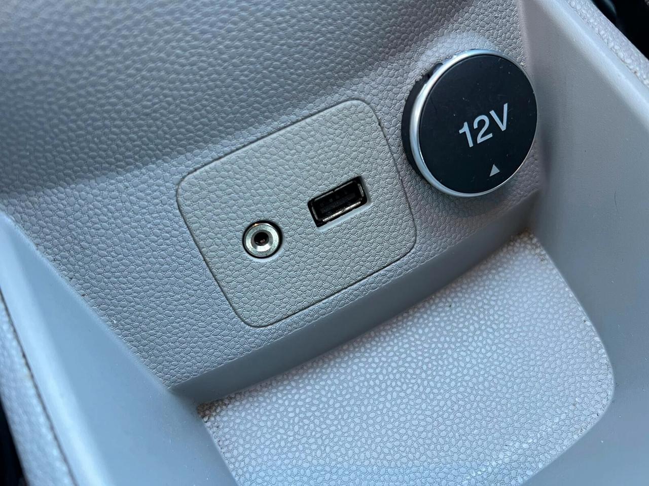 Ford Fiesta 1.5 TDCi 75CV 5 porte Titanium