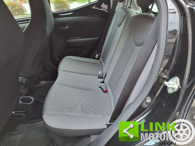 TOYOTA Aygo Connect 1.0 VVT-i 72CV x-fun GARANZIA INCLUSA
