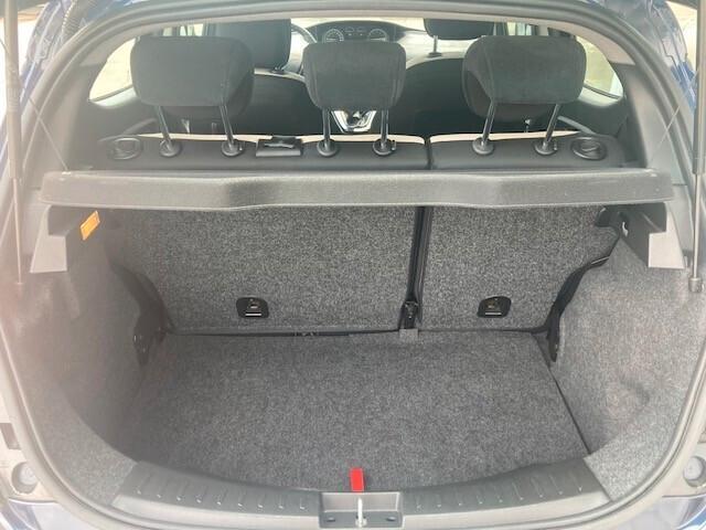 Lancia Ypsilon 1.2 69 CV 5 porte Apple Connect clima ideale per neopatentati