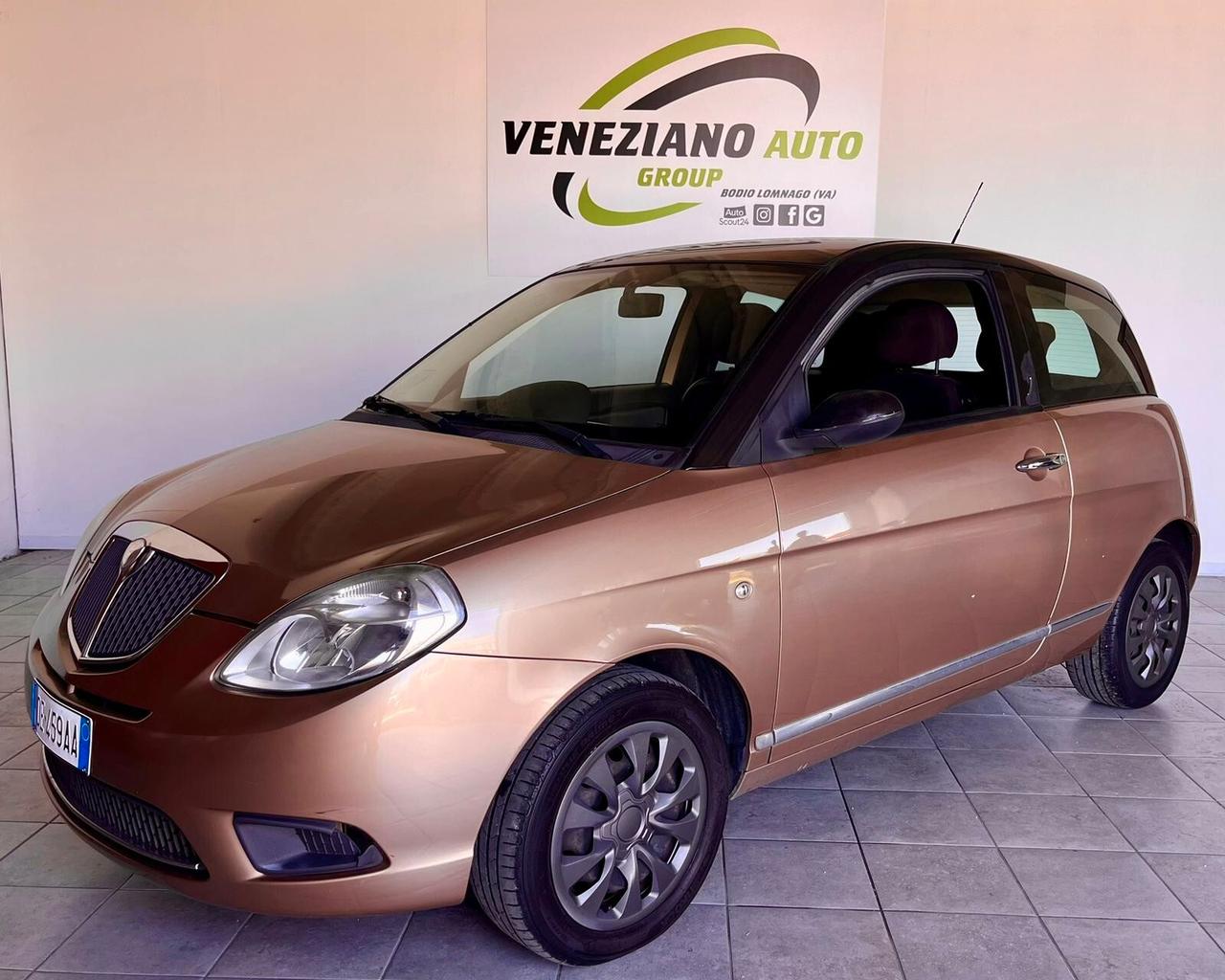 Lancia Ypsilon 1.2 Argento