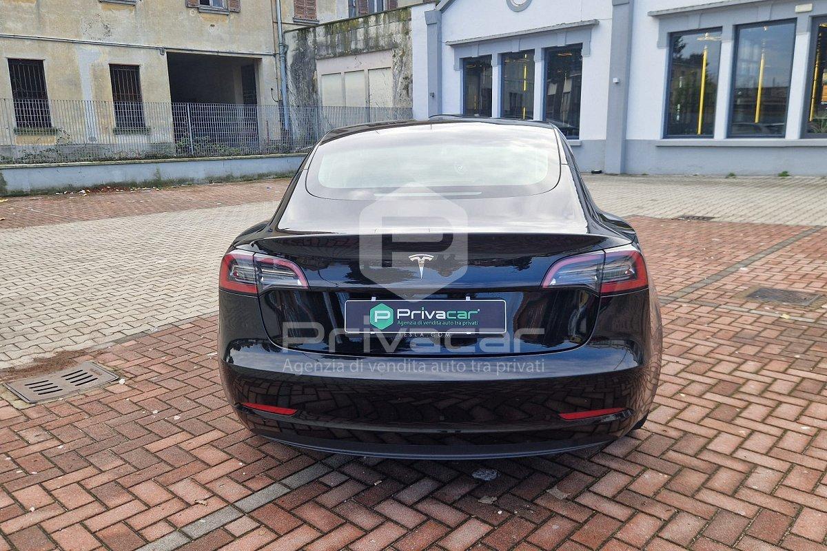 TESLA Model 3 RWD