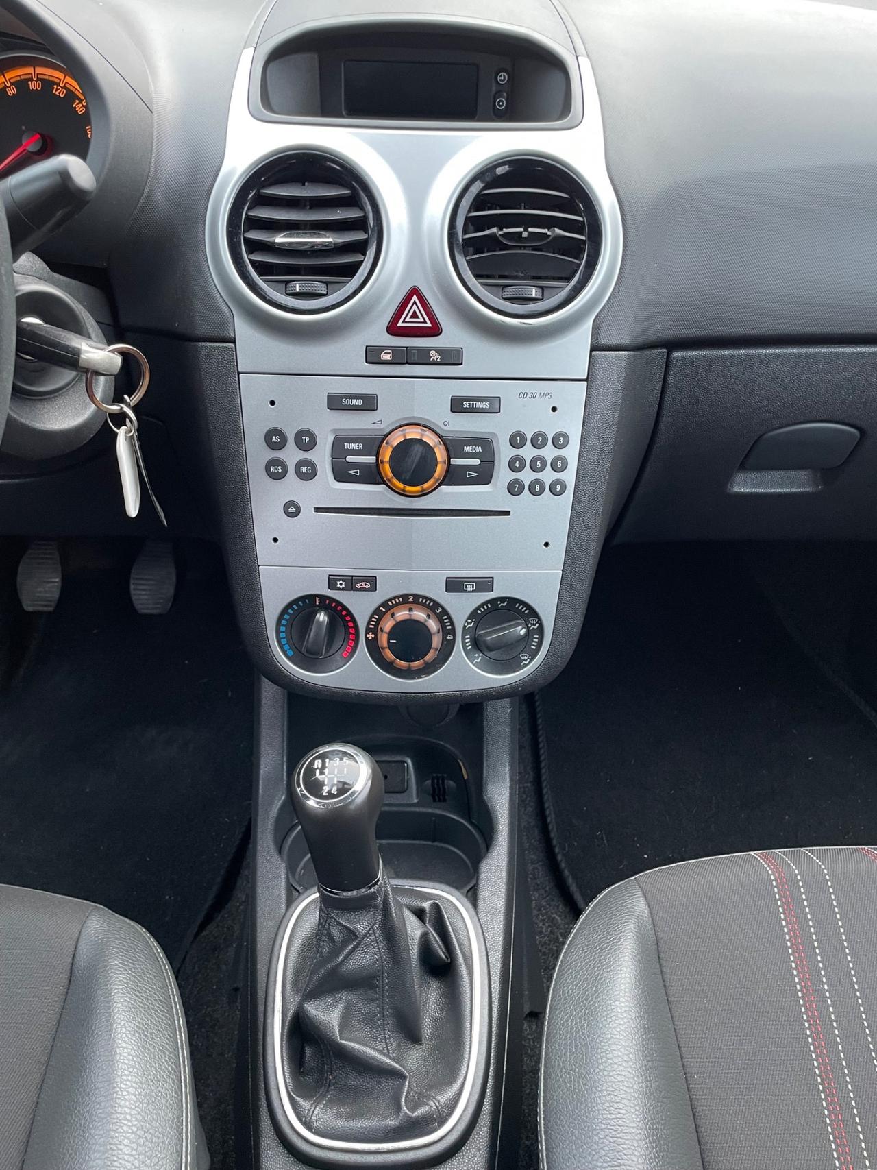 Opel Corsa 1.2 5 porte Sport* Neo patentati *