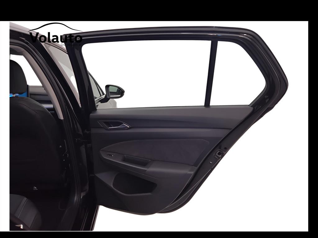 VOLKSWAGEN Golf VIII 2024 - Golf 2.0 tdi Style 150cv dsg