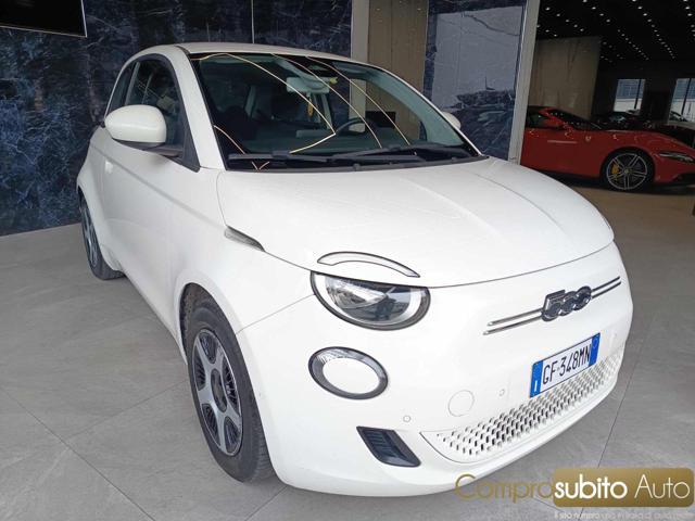 FIAT 500e 3+1 42 kWh Passion