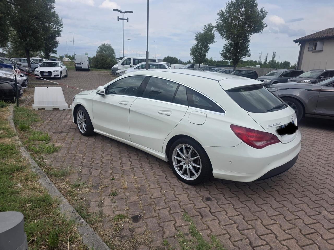 Mercedes-benz CLA 200 d S.W. Automatic Premium