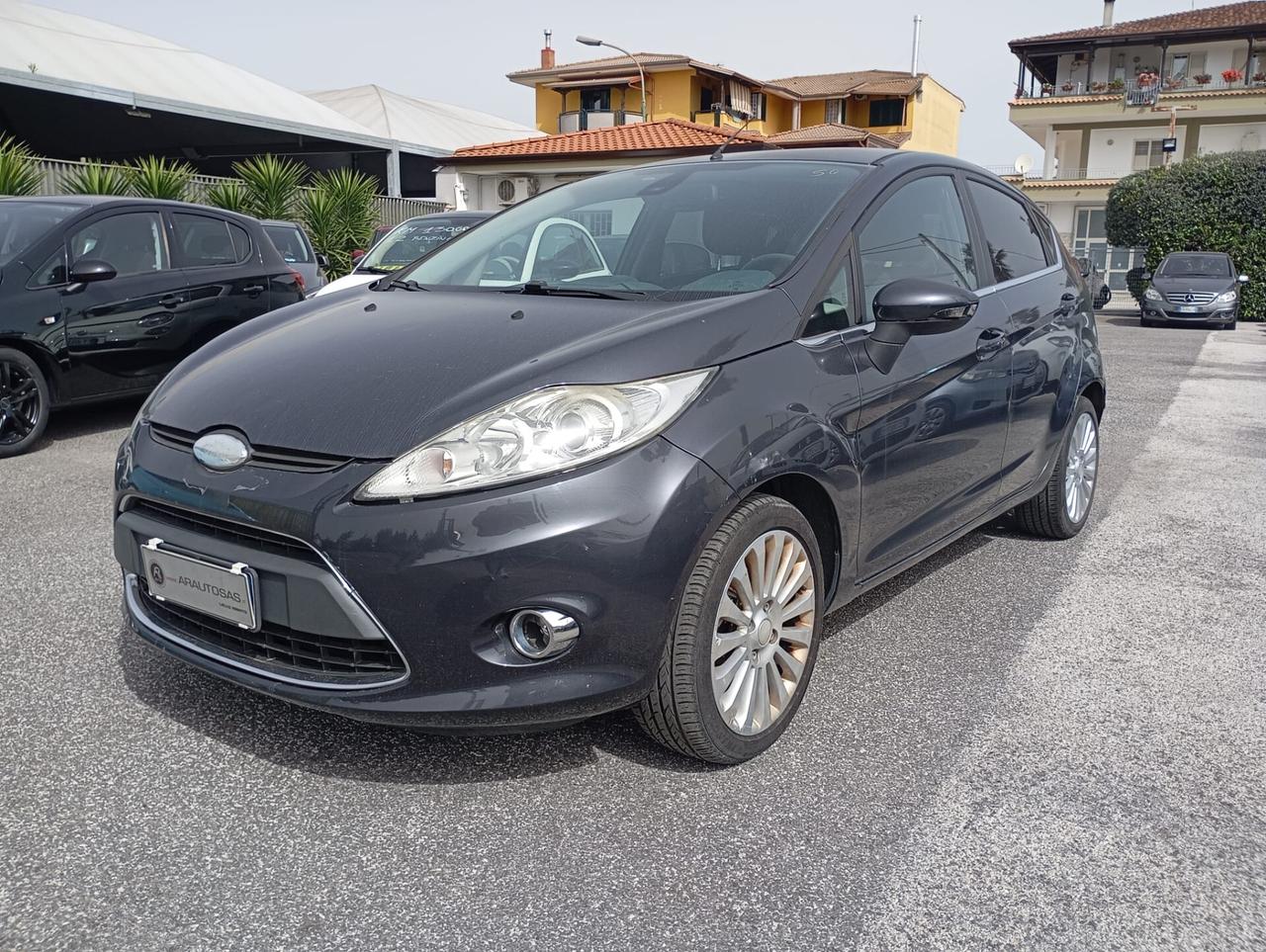 Ford Fiesta 1.4 TDCi 5p. Titanium