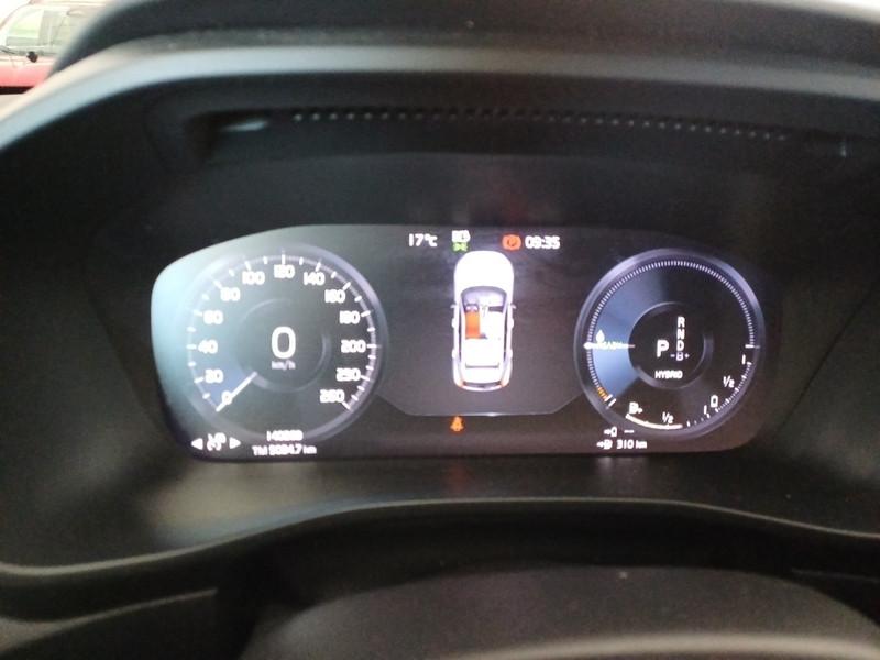 VOLVO XC40 T5 Plug-in Hybrid auto Recharge Inscription Expression