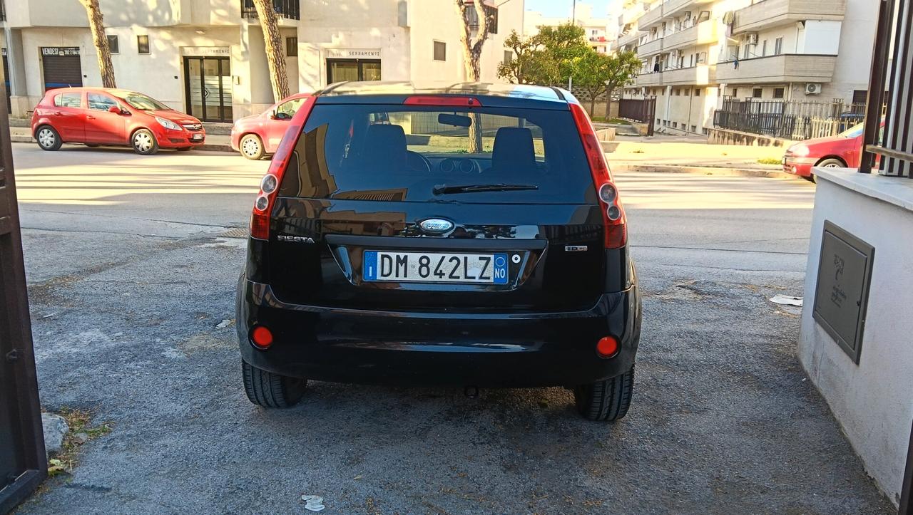 FORD FIESTA 1.4 DIESEL- PREZZO PROMO!