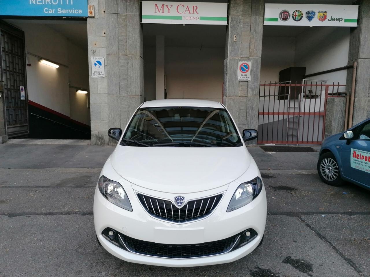 Lancia Ypsilon 1.0 FireFly 5 porte S&S Hybrid Gold Plus