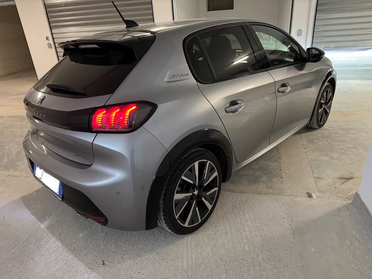 Peugeot 208 BlueHDi 100 S&S 5 porte GT Line