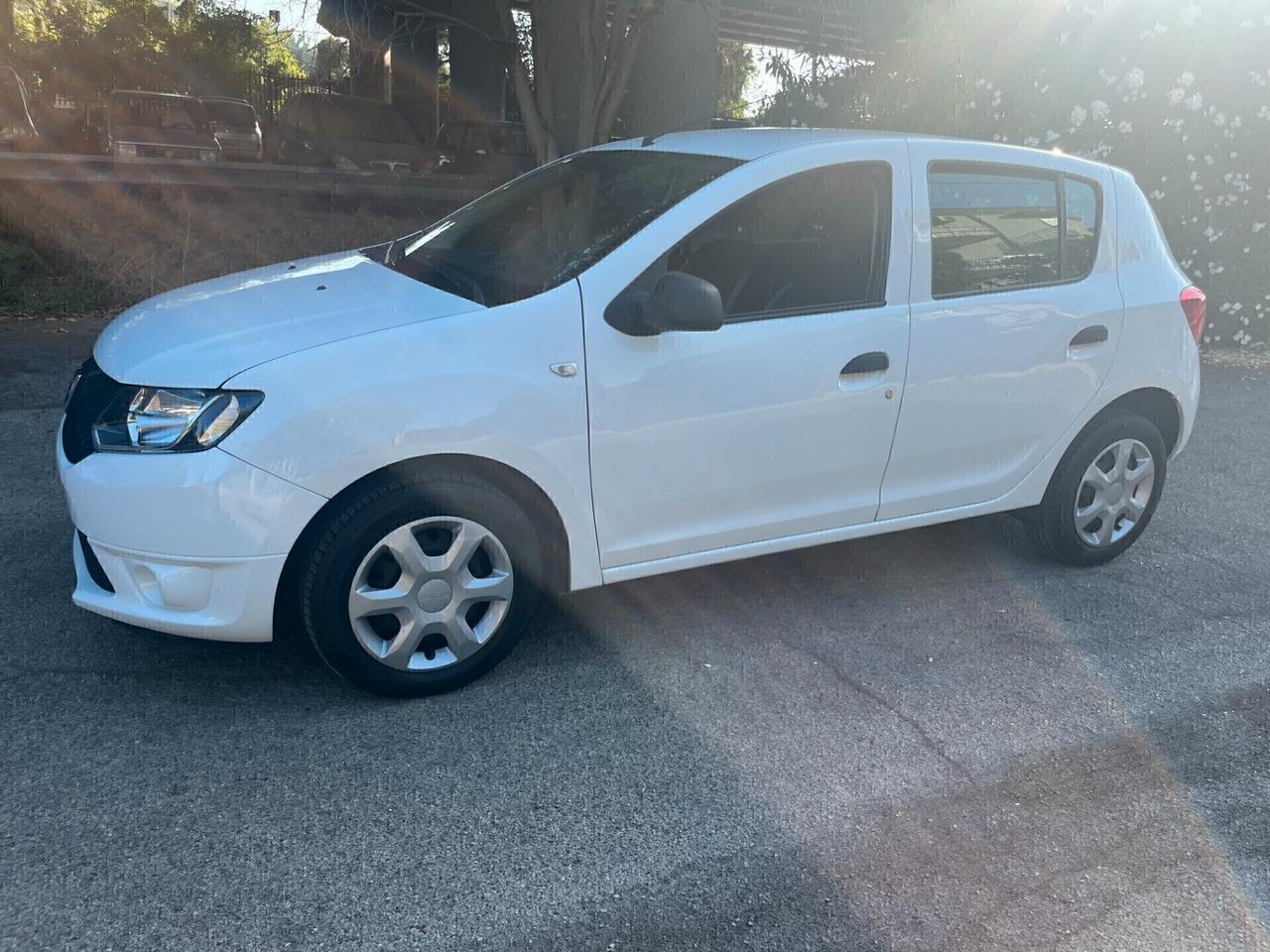 Dacia Sandero 1.2 GPL 75CV Lauréate Garantita