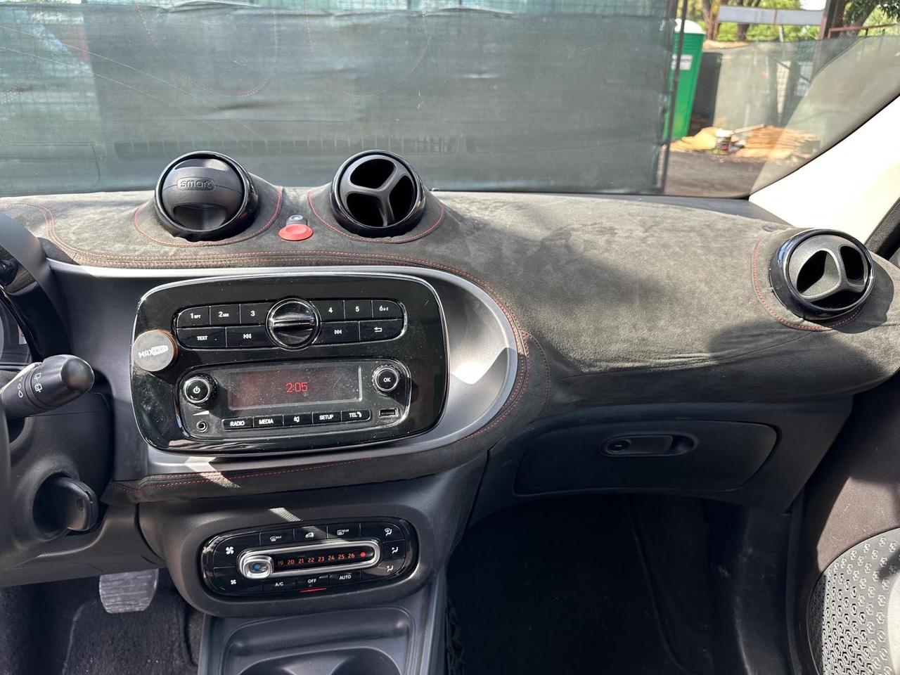 Smart ForFour 70 1.0 twinamic Passion cruscotto Alcantara GARA 24 MESI *PROMO*