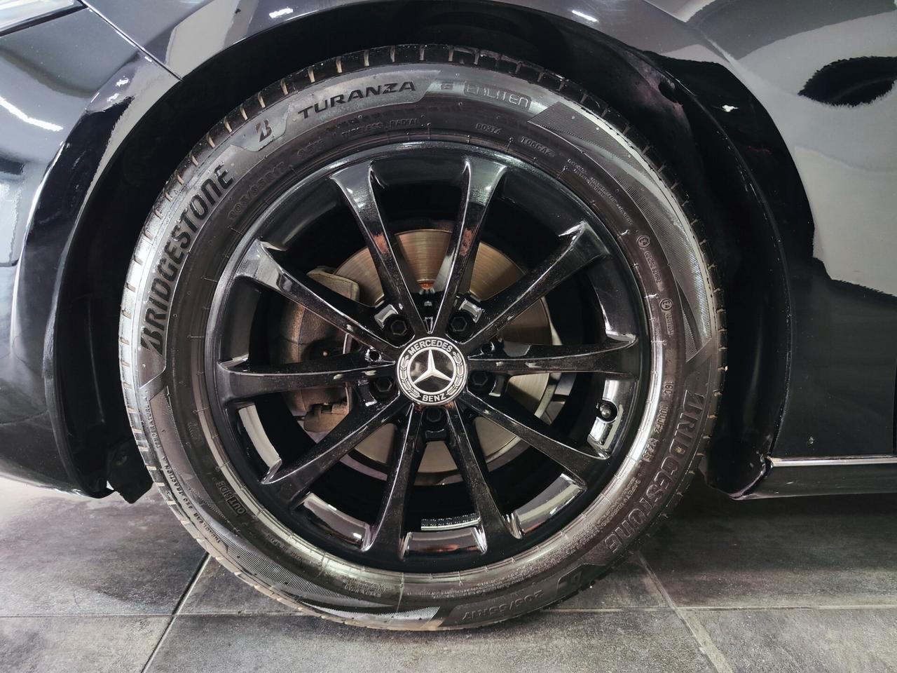 Mercedes-benz A 180d Automatic Sport LED