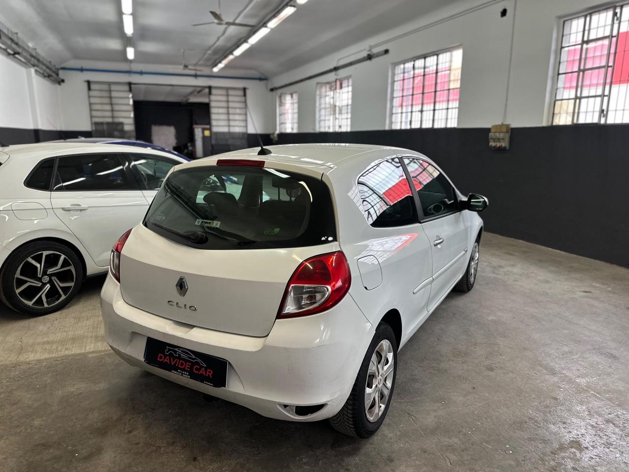 Renault Clio 1.2 16V 3 porte Dynamique