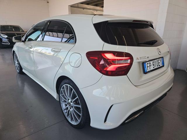 Mercedes-Benz A 200 Premium 4matic auto