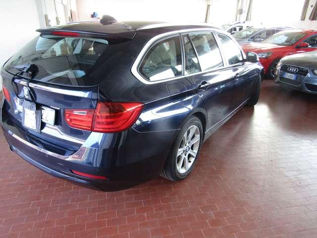 BMW 320 320d Touring xdrive Business auto