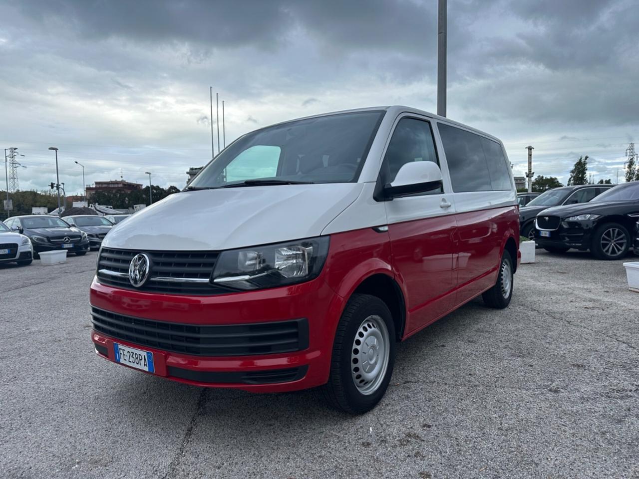 Volkswagen Caravelle 2.0 TDI 150CV PC Cruise 9 Posti