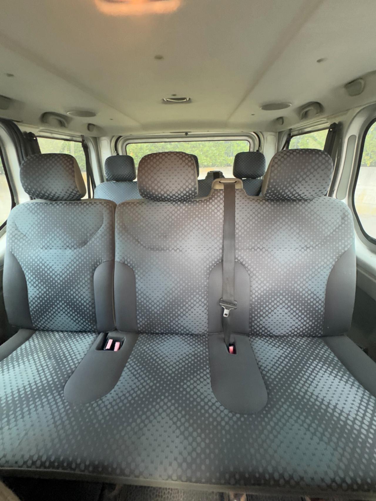 Renault Trafic 9 Posti (Patente B)UNICO Proprietario 145.000 km