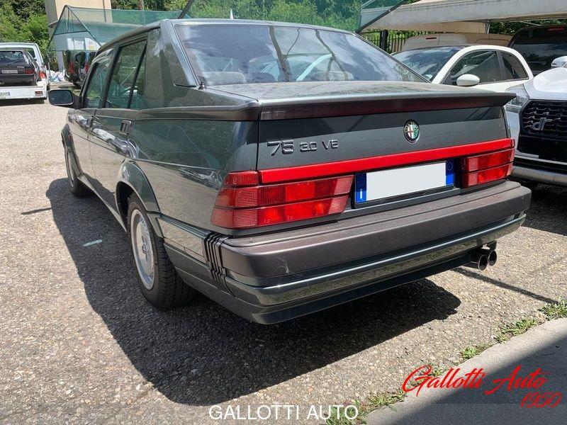 Alfa Romeo 75 3.0i V6 America